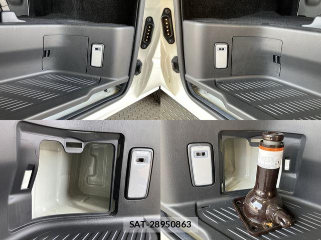 Toyota HIACE VAN 2020-02 6615305-25