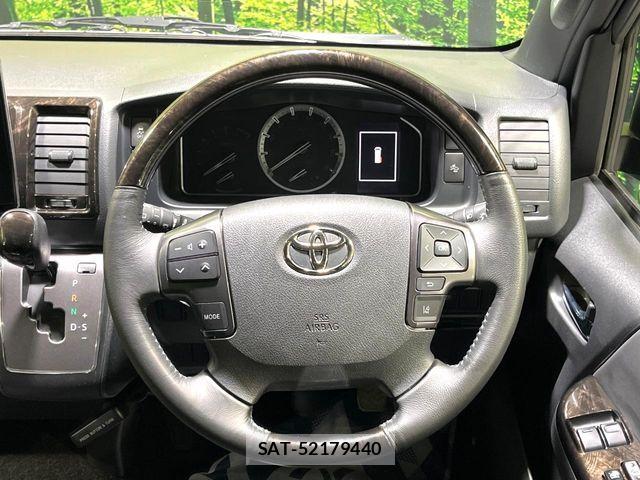 Toyota HIACE VAN 2023-03 6615298-10