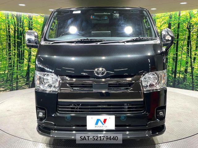 Toyota HIACE VAN 2023-03 6615298-13