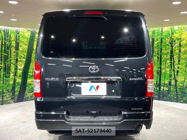 Toyota HIACE VAN 2023-03 6615298-14