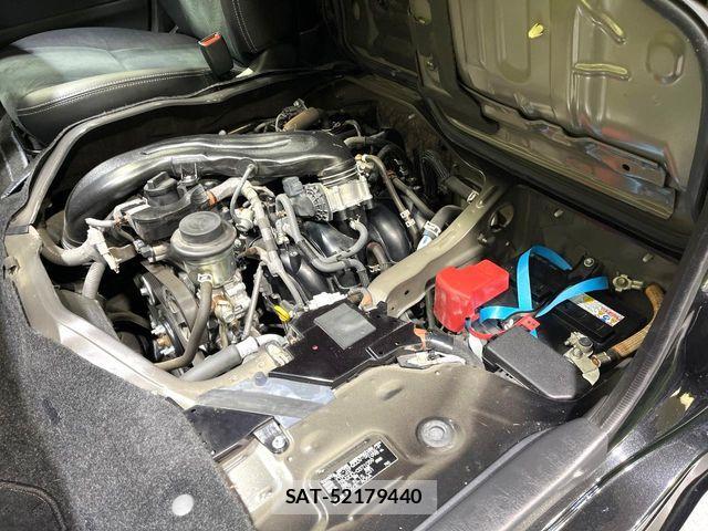 Toyota HIACE VAN 2023-03 6615298-17