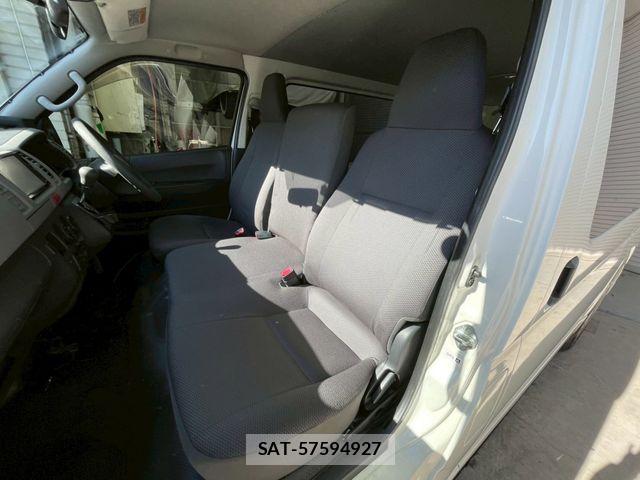 Toyota HIACE VAN 2012-03 6615313-26