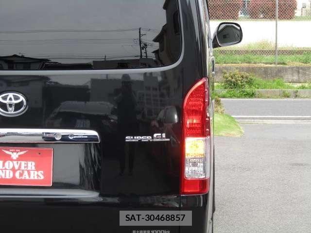 Toyota HIACE VAN 2016-07 6642762-29