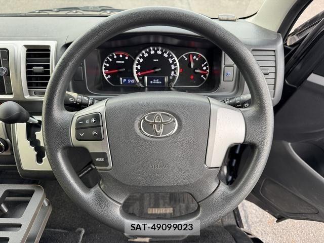 Toyota HIACE VAN 2014-04 6673947-15