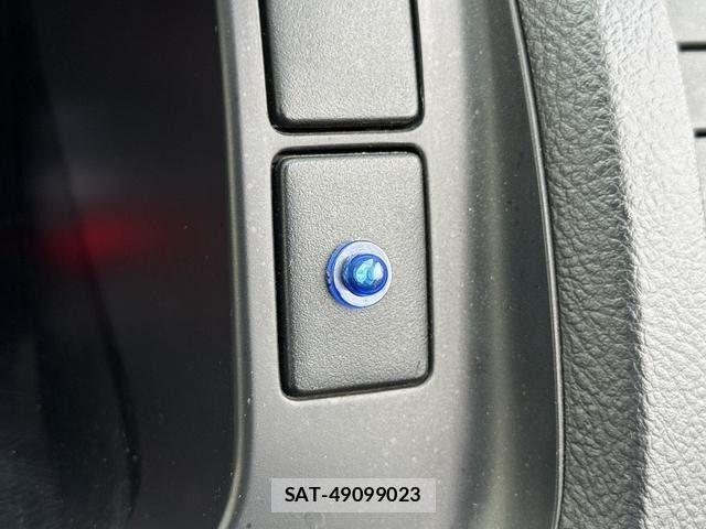 Toyota HIACE VAN 2014-04 6673947-26