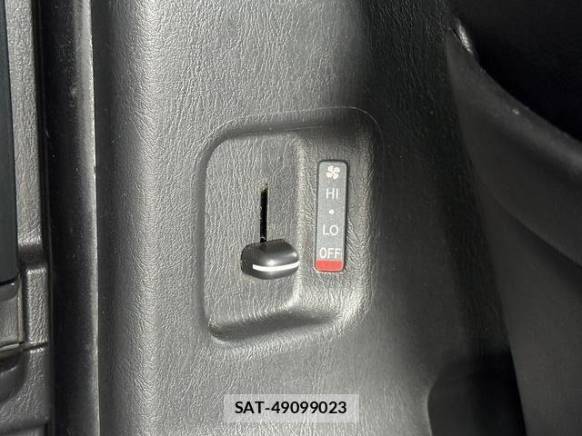 Toyota HIACE VAN 2014-04 6673947-28