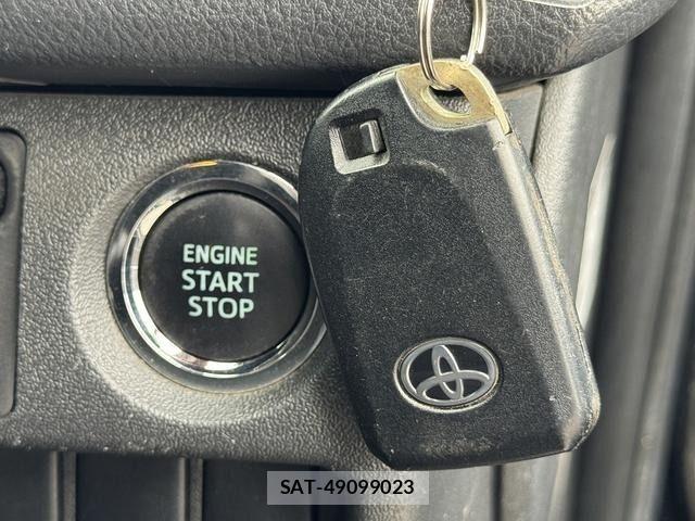 Toyota HIACE VAN 2014-04 6673947-29