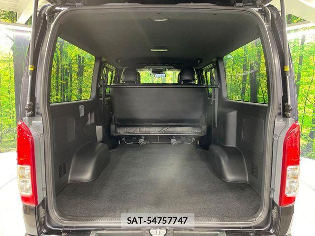 Toyota HIACE VAN 2022-02 6673944-10