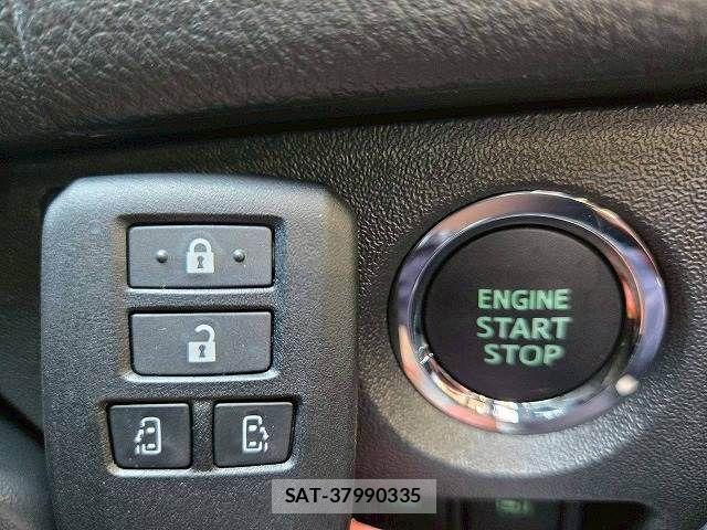 Toyota HIACE VAN 2026-02 6673940-5