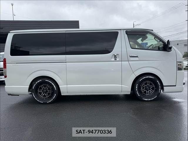 Toyota HIACE VAN 2021-08 6678515-12