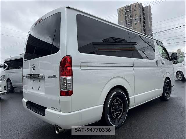 Toyota HIACE VAN 2021-08 6678515-14