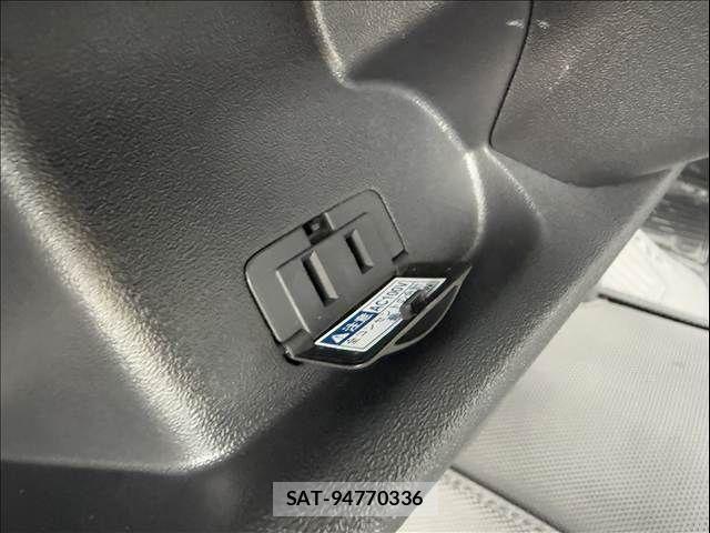 Toyota HIACE VAN 2021-08 6678515-18