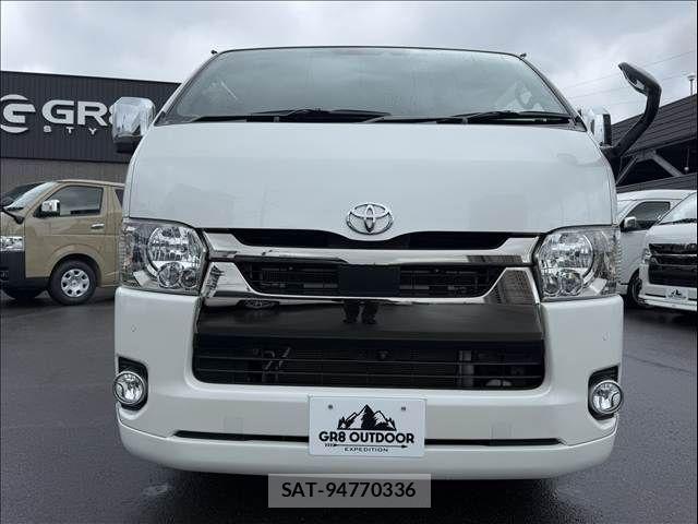 Toyota HIACE VAN 2021-08 6678515-1