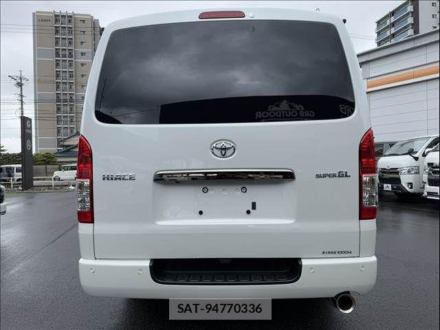 Toyota HIACE VAN 2021-08 6678515-2