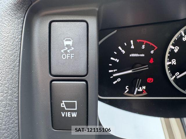Toyota HIACE VAN 2026-03 6678517-19