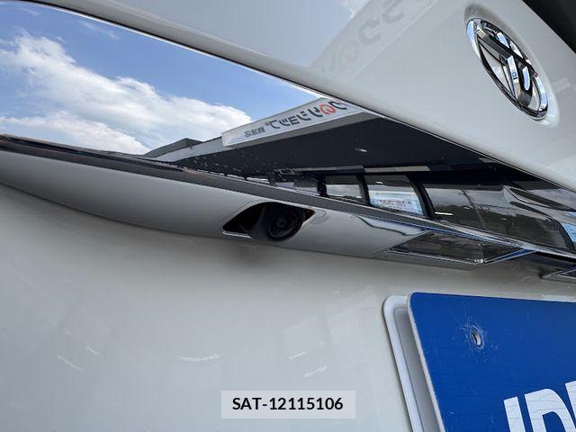 Toyota HIACE VAN 2026-03 6678517-25