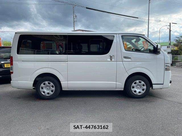 Toyota HIACE VAN 2021-06 6678520-15