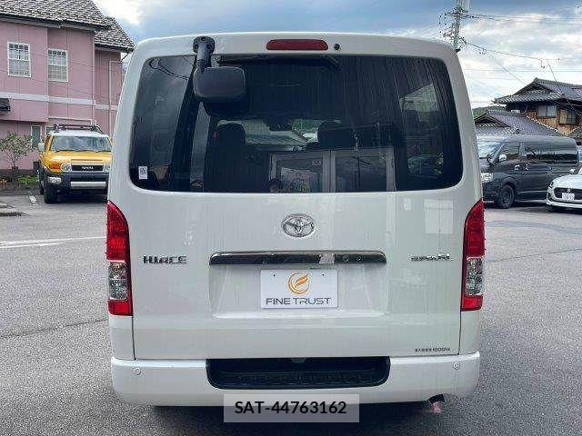 Toyota HIACE VAN 2021-06 6678520-17