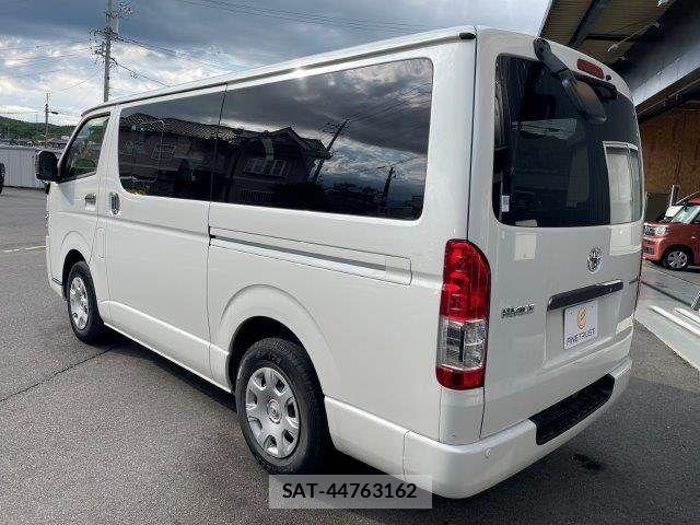Toyota HIACE VAN 2021-06 6678520-18