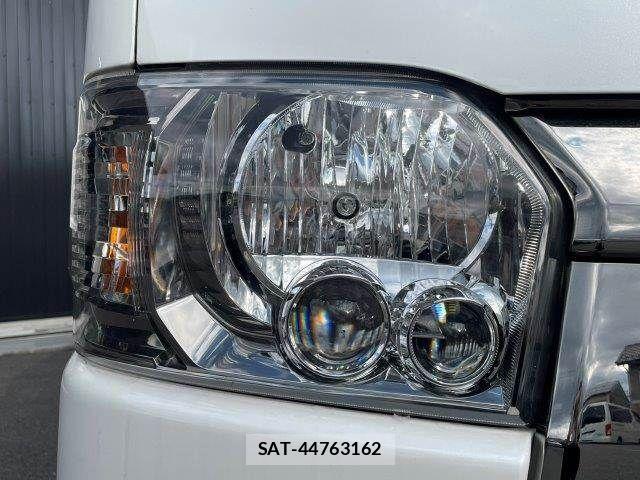 Toyota HIACE VAN 2021-06 6678520-21