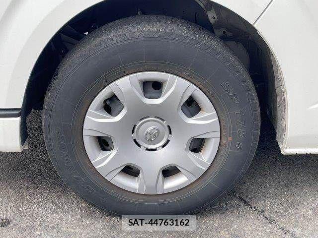 Toyota HIACE VAN 2021-06 6678520-28