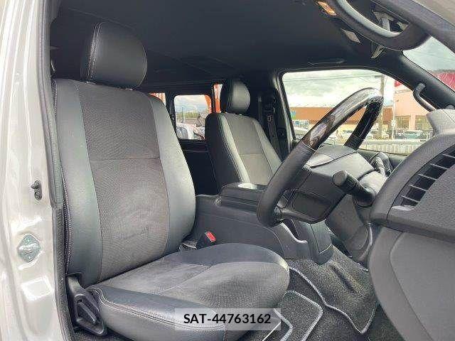 Toyota HIACE VAN 2021-06 6678520-6
