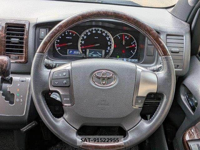 Toyota HIACE VAN 2019-08 6678522-12