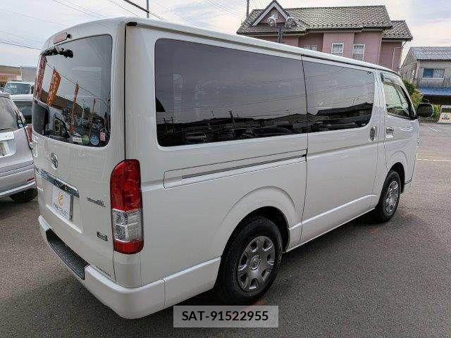 Toyota HIACE VAN 2019-08 6678522-19