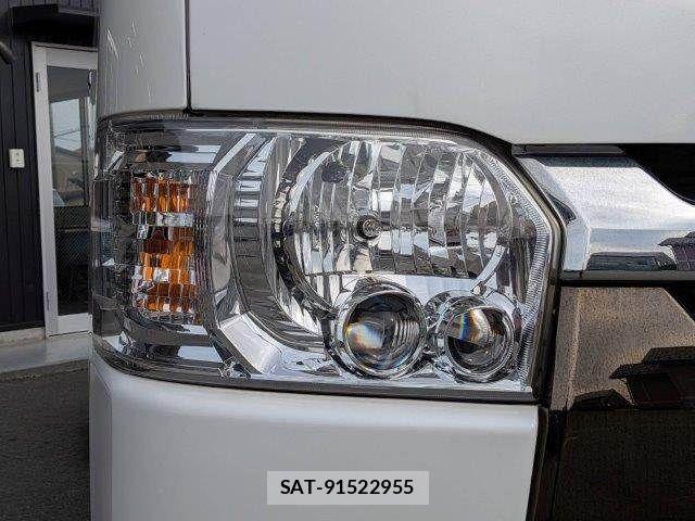 Toyota HIACE VAN 2019-08 6678522-24