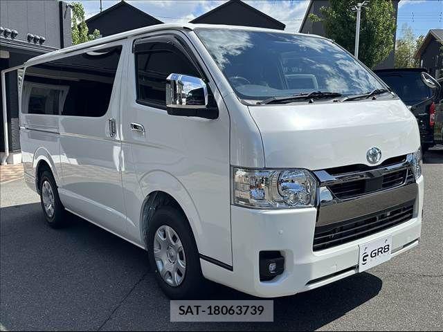 Toyota HIACE VAN 2025-11 6678514-10