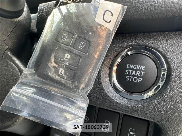 Toyota HIACE VAN 2025-11 6678514-18