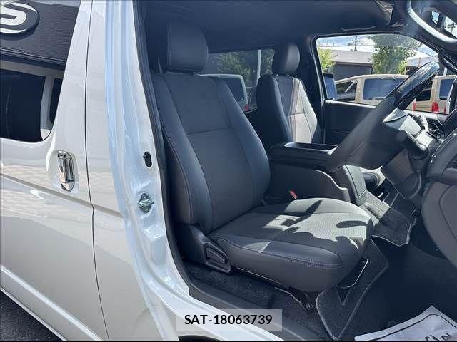 Toyota HIACE VAN 2025-11 6678514-6