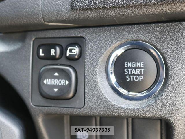 Toyota HIACE VAN 2024-01 6678513-16