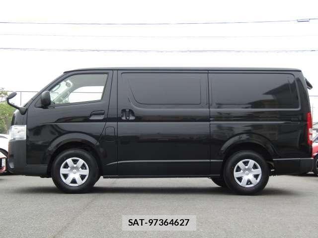 Toyota HIACE VAN 2022-03 6678521-15
