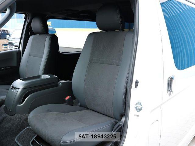 Toyota HIACE VAN 2025-01 6678508-9