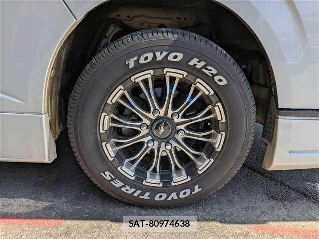Toyota HIACE VAN 2012-08 6678524-11