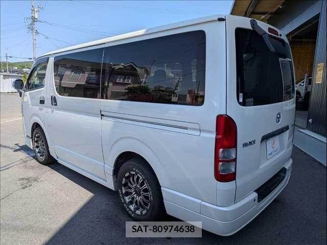Toyota HIACE VAN 2012-08 6678524-17