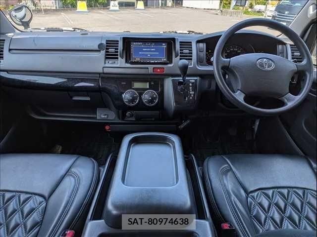 Toyota HIACE VAN 2012-08 6678524-2