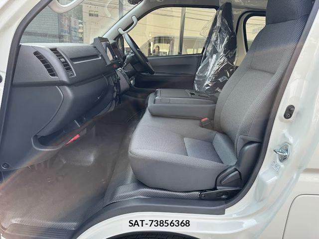 Toyota HIACE VAN 2026-03 6678516-10
