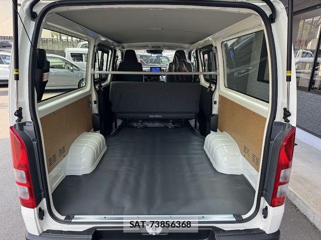 Toyota HIACE VAN 2026-03 6678516-13