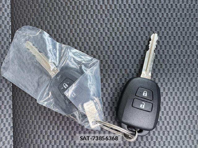 Toyota HIACE VAN 2026-03 6678516-19