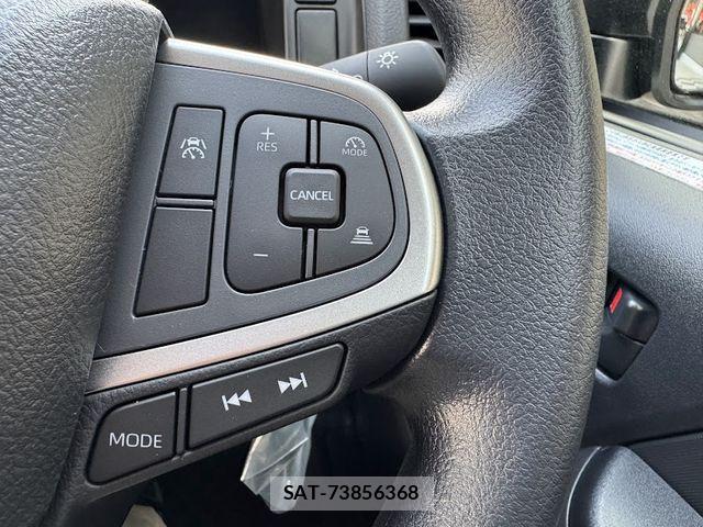 Toyota HIACE VAN 2026-03 6678516-23