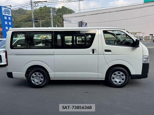 Toyota HIACE VAN 2026-03 6678516-4