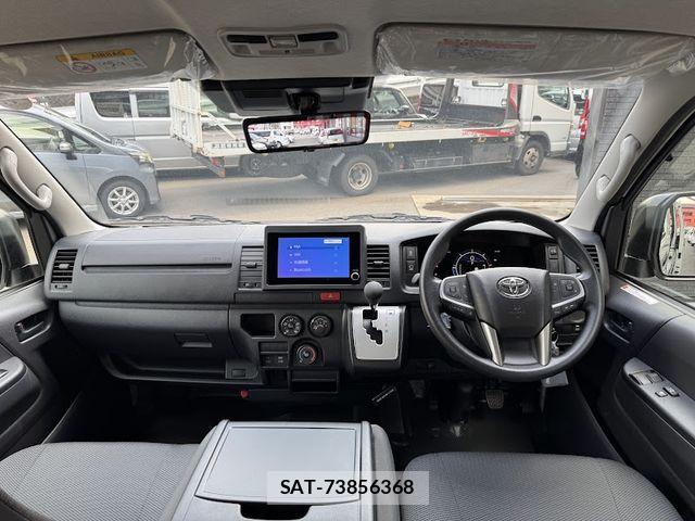 Toyota HIACE VAN 2026-03 6678516-8
