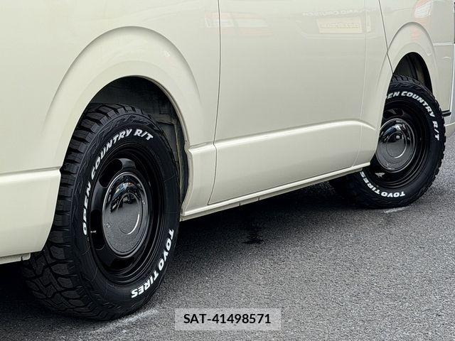 Toyota HIACE VAN 2018-04 6684054-19