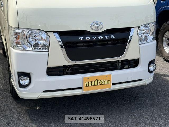 Toyota HIACE VAN 2018-04 6684054-2