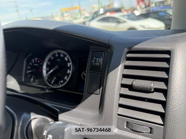 Toyota HIACE VAN 2021-03 6682926-10