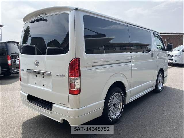 Toyota HIACE VAN 2024-05 6682925-14