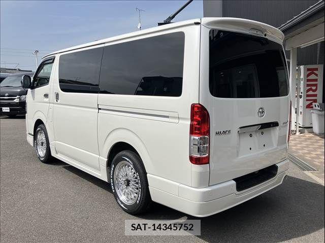 Toyota HIACE VAN 2024-05 6682925-15