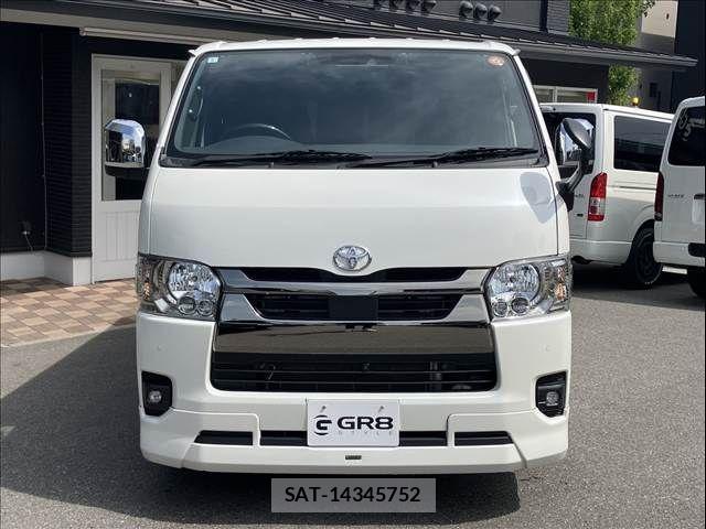 Toyota HIACE VAN 2024-05 6682925-1